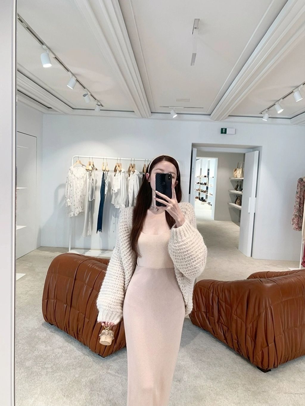 1763020411583_edit_1373080987652925