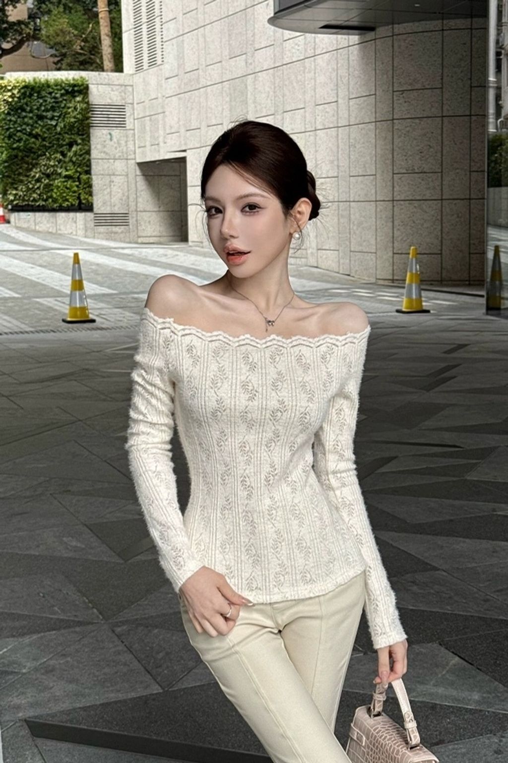 1763021552741_edit_1371413344979394