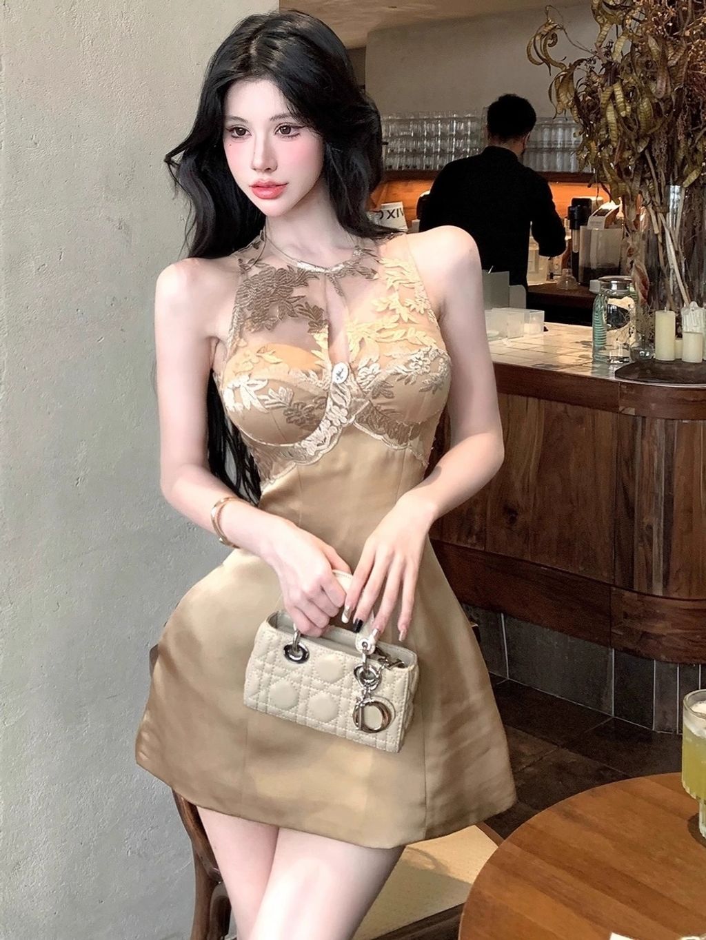 1763021602851_edit_1371334743522705