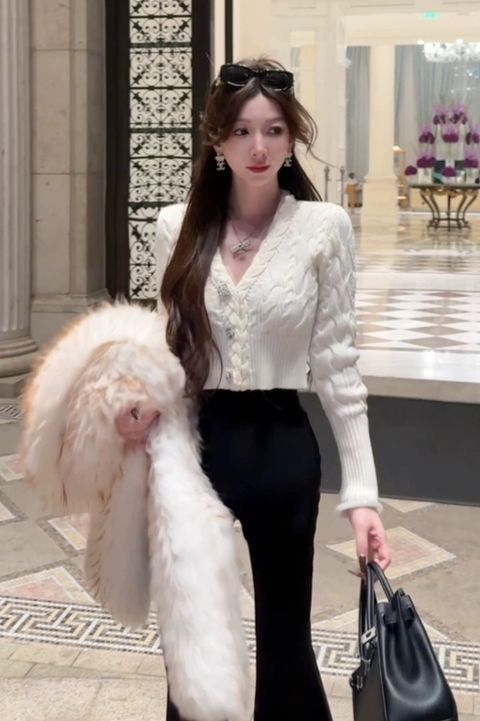 1765187070937_edit_67265390638974