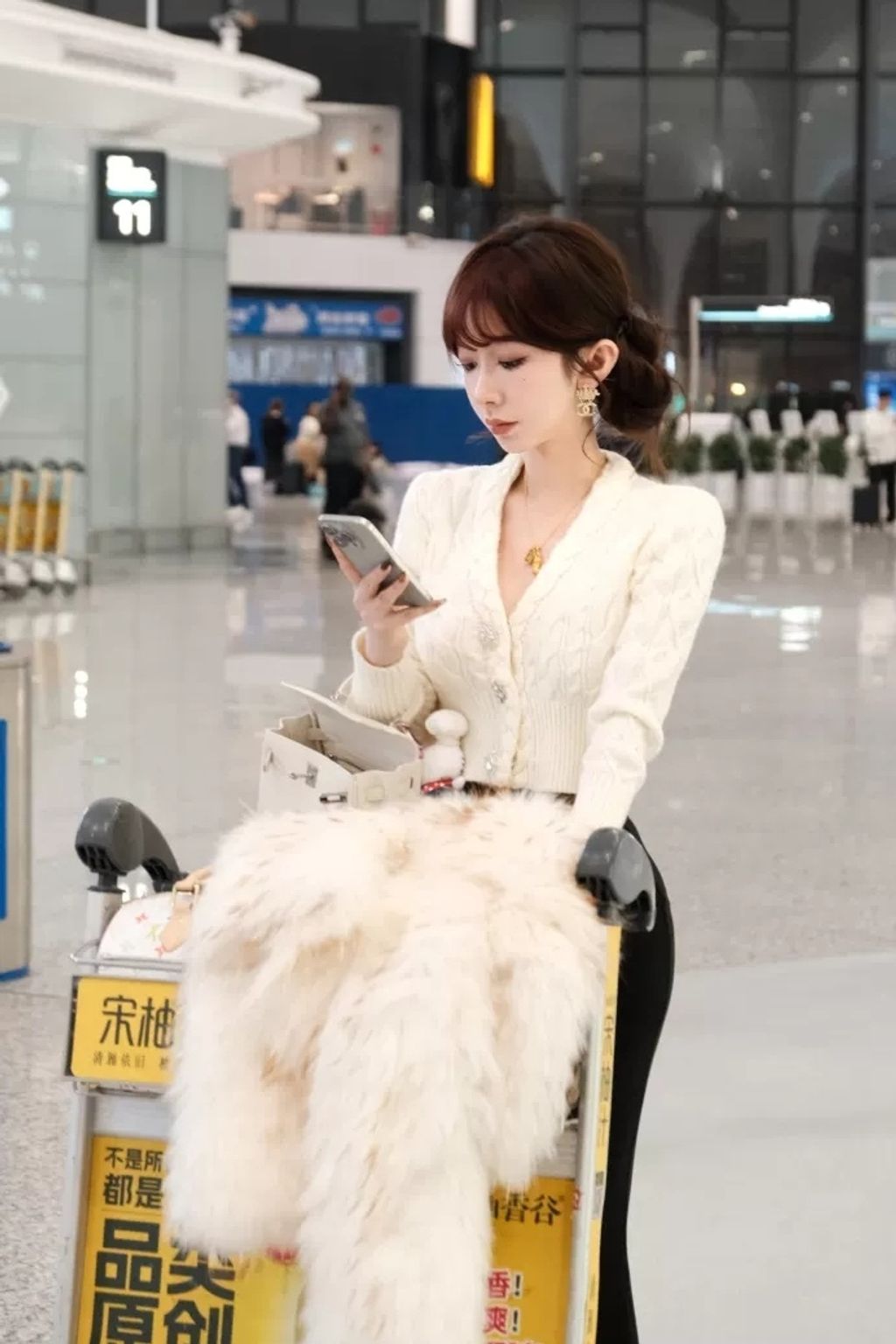 1765187058470_edit_67767065077689