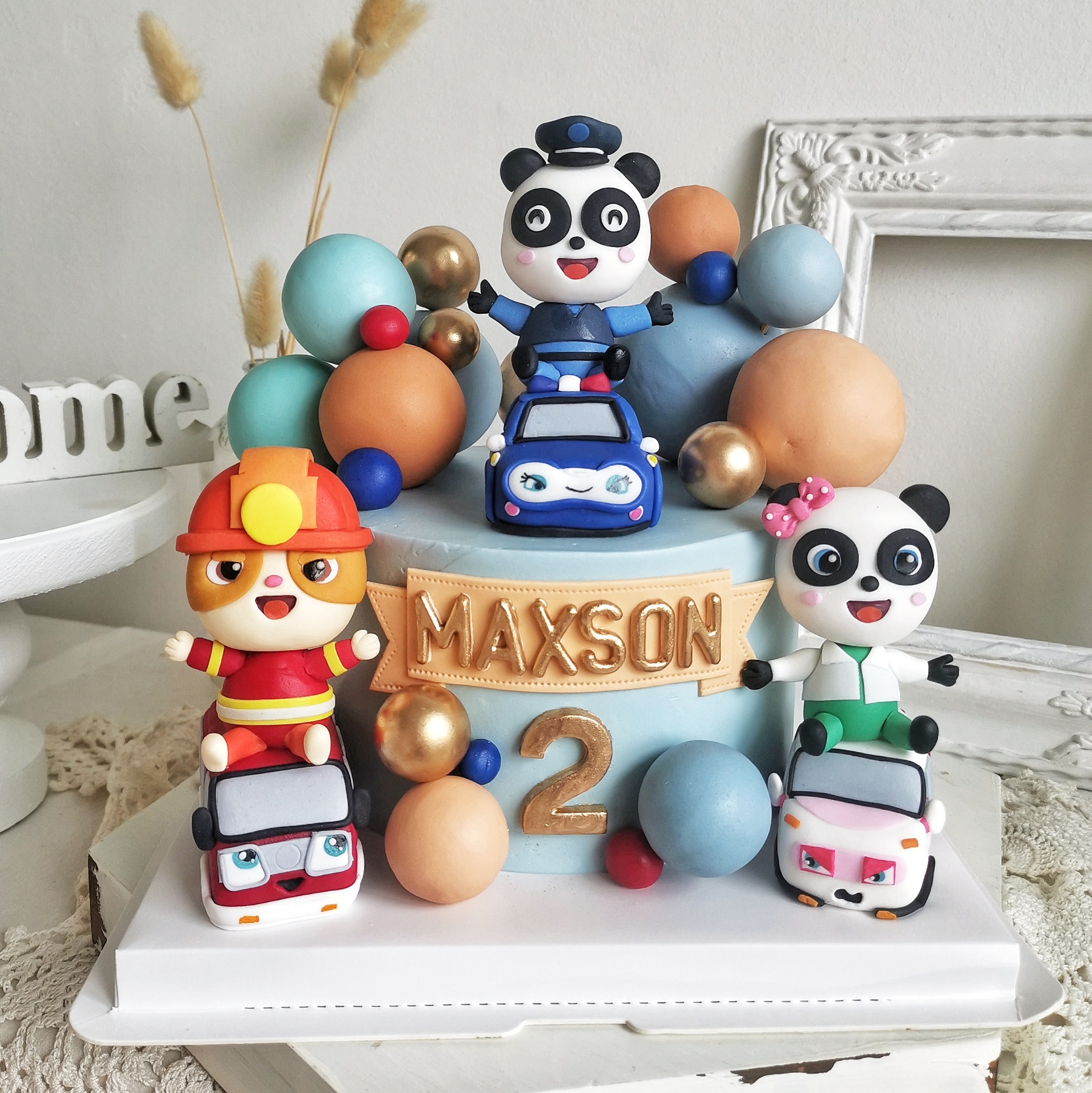 Panda Babybus cake / titounis /baa baa sheep pillow cake (Kiki miumiu  animal train cake), Food & Drinks, Homemade Bakes on Carousell