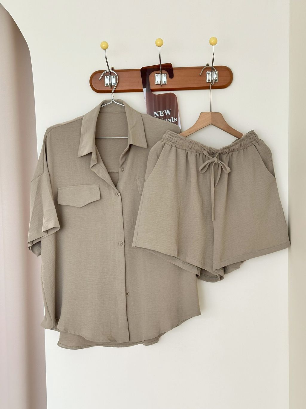 輕飄飄雪紡套裝 (1)