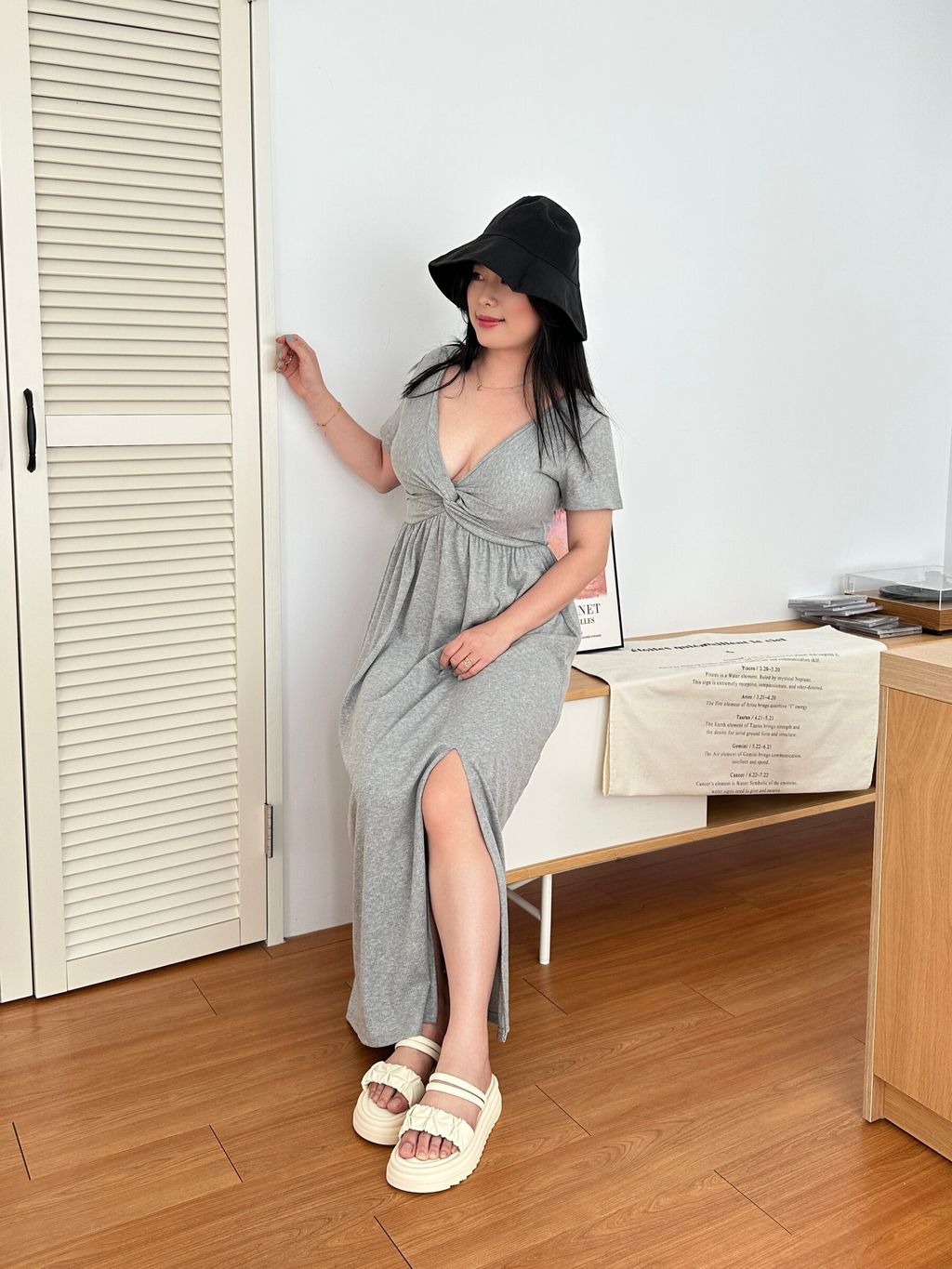 (正韓)扭結開衩長洋裝(附胸墊) (8)