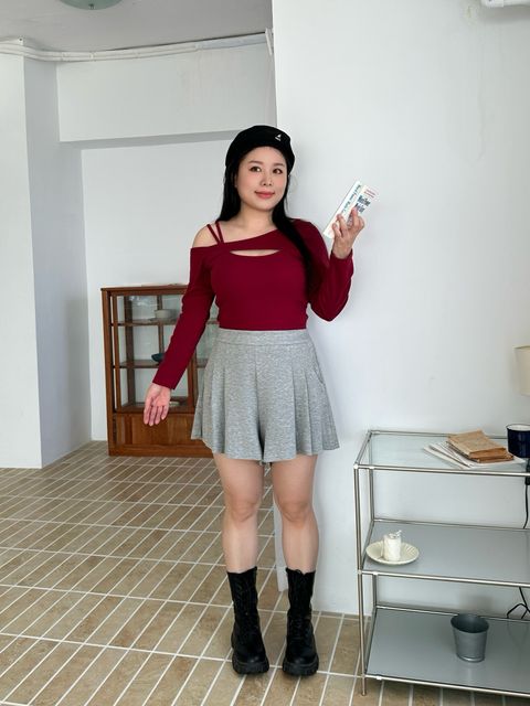 (正韓)假兩件挖空長袖胸墊上衣 (17)