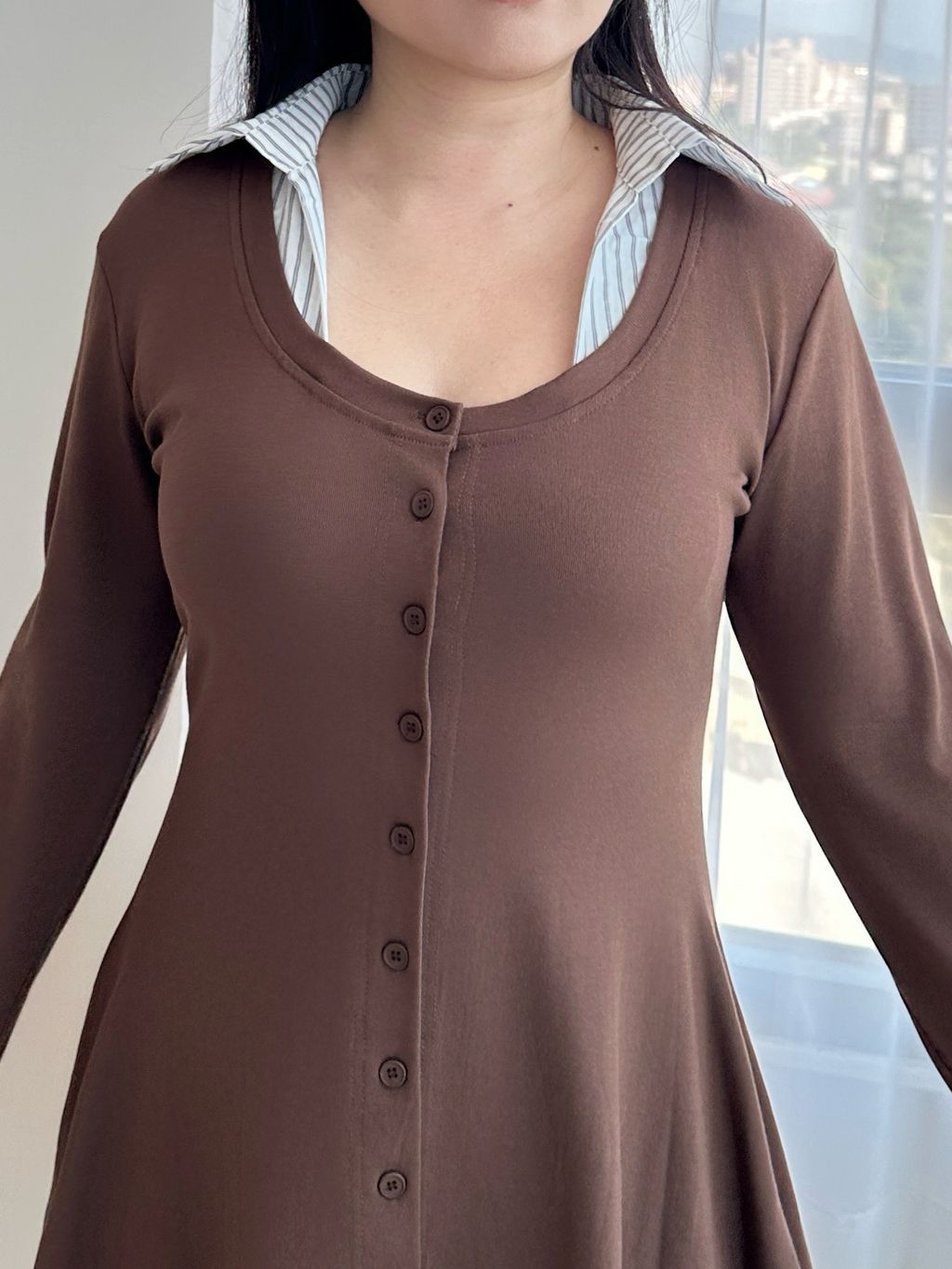 U領收腰襯衫短洋裝 (3)