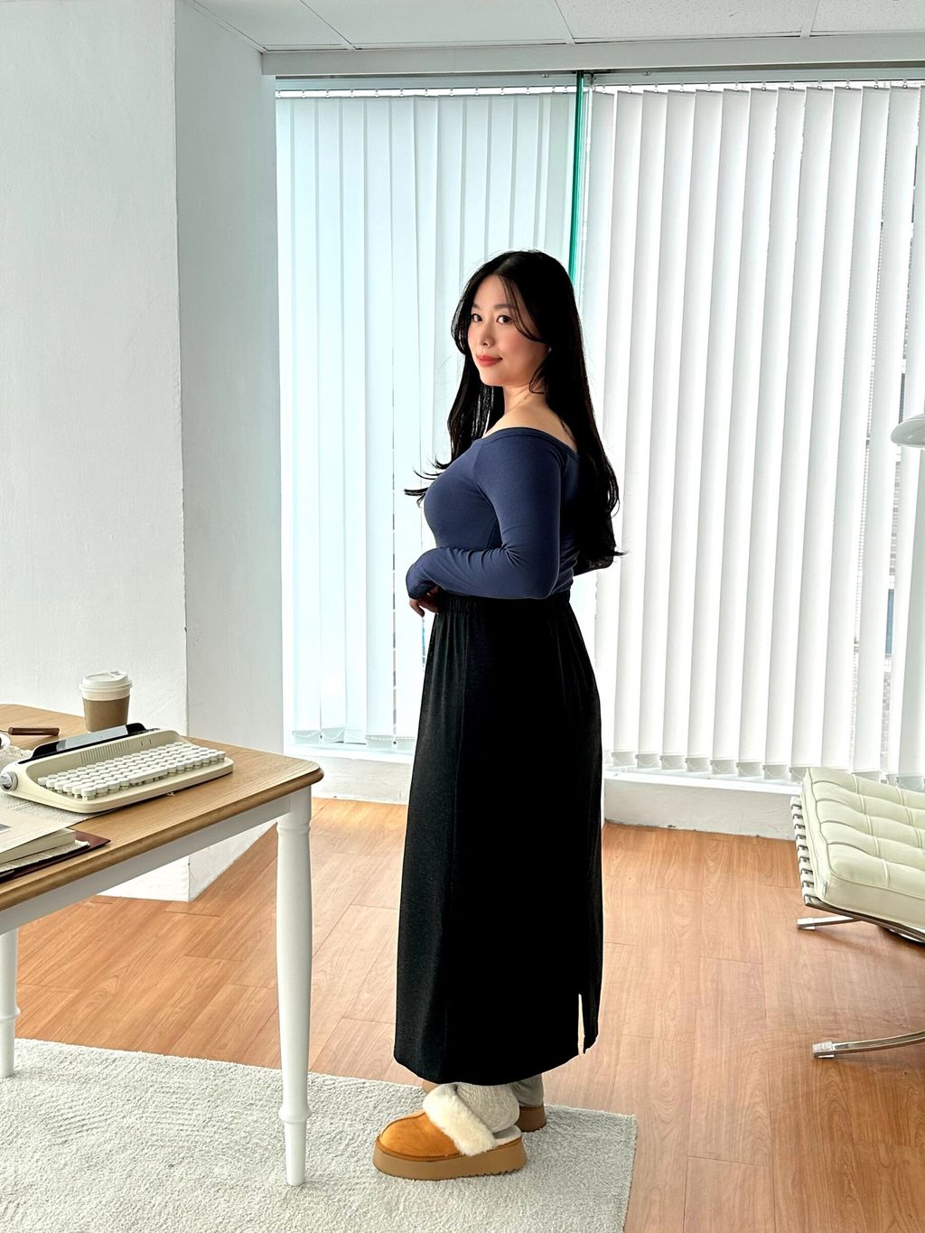 斜肩長袖胸墊上衣 (26)