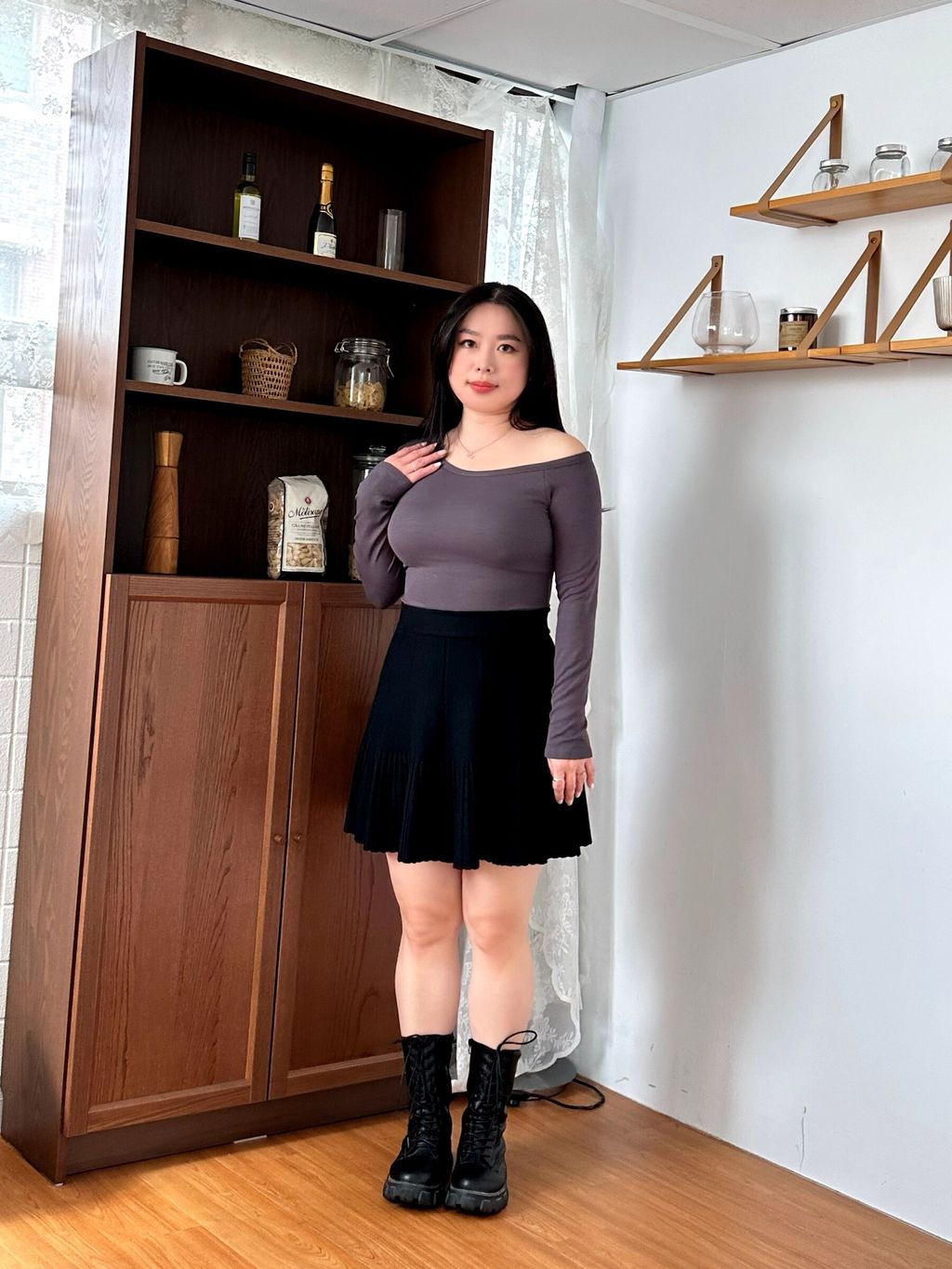 斜肩長袖胸墊上衣 (21)