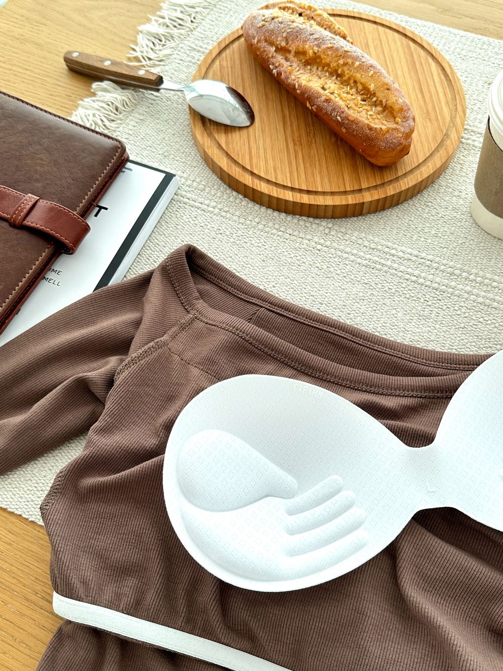 斜肩長袖胸墊上衣 (17)