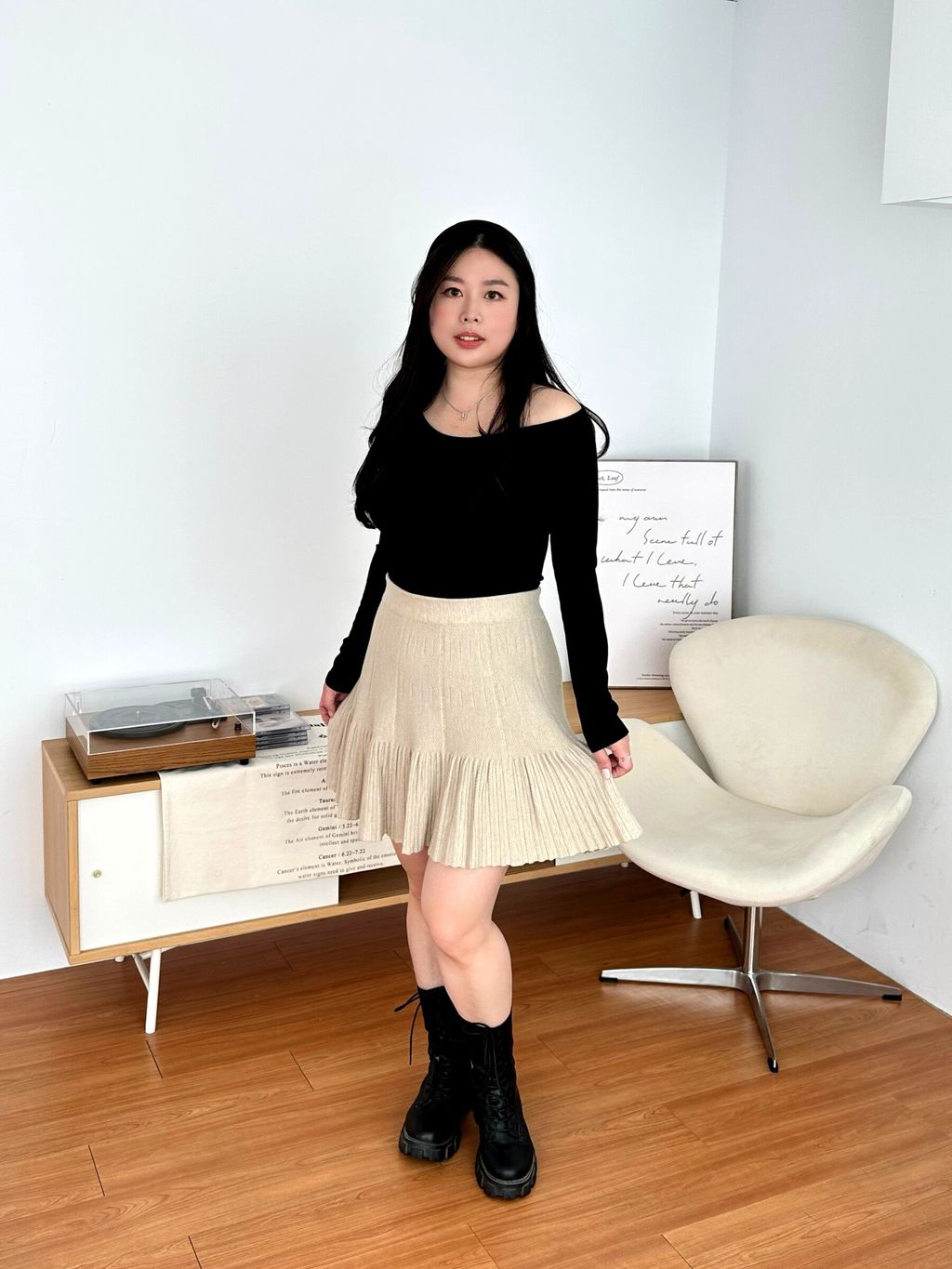 斜肩長袖胸墊上衣 (27)