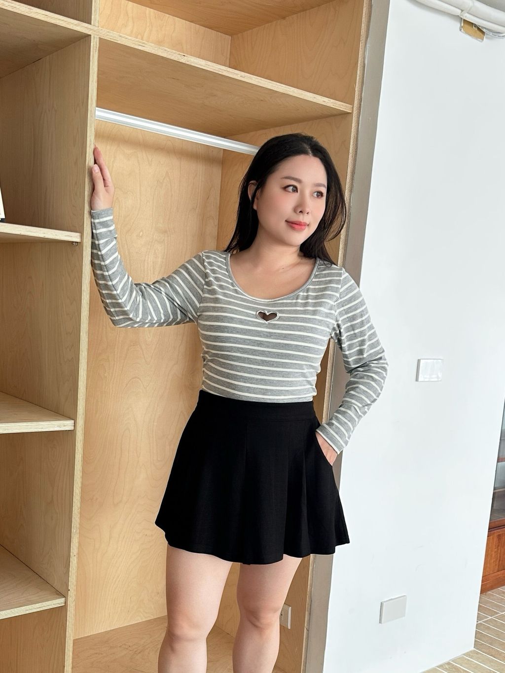 (正韓)簍空愛心長袖胸墊上衣 (19)