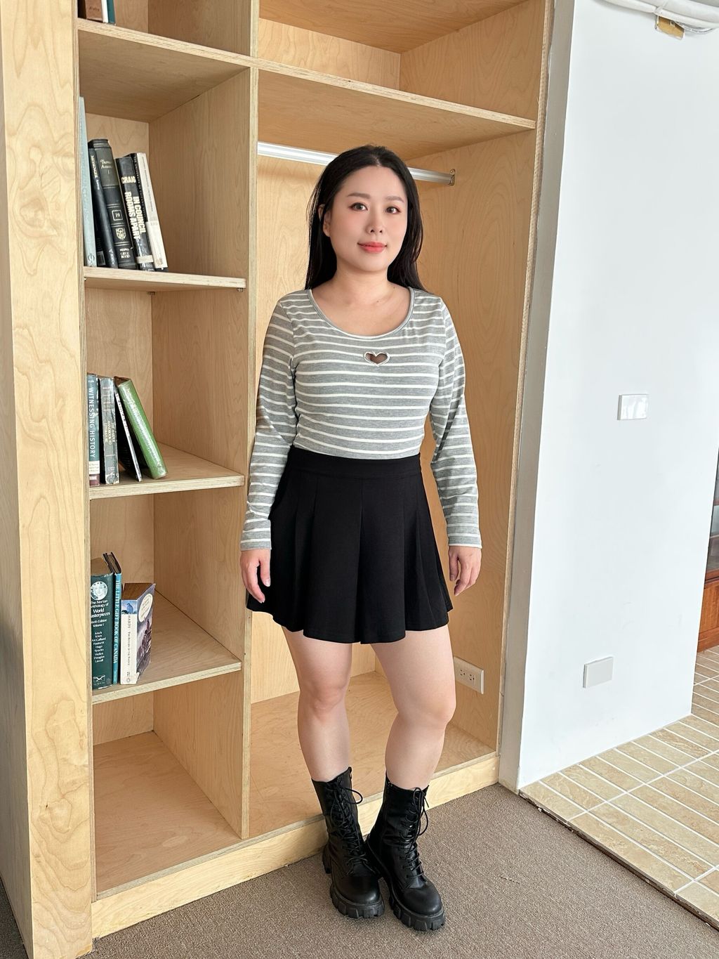 (正韓)簍空愛心長袖胸墊上衣 (18)