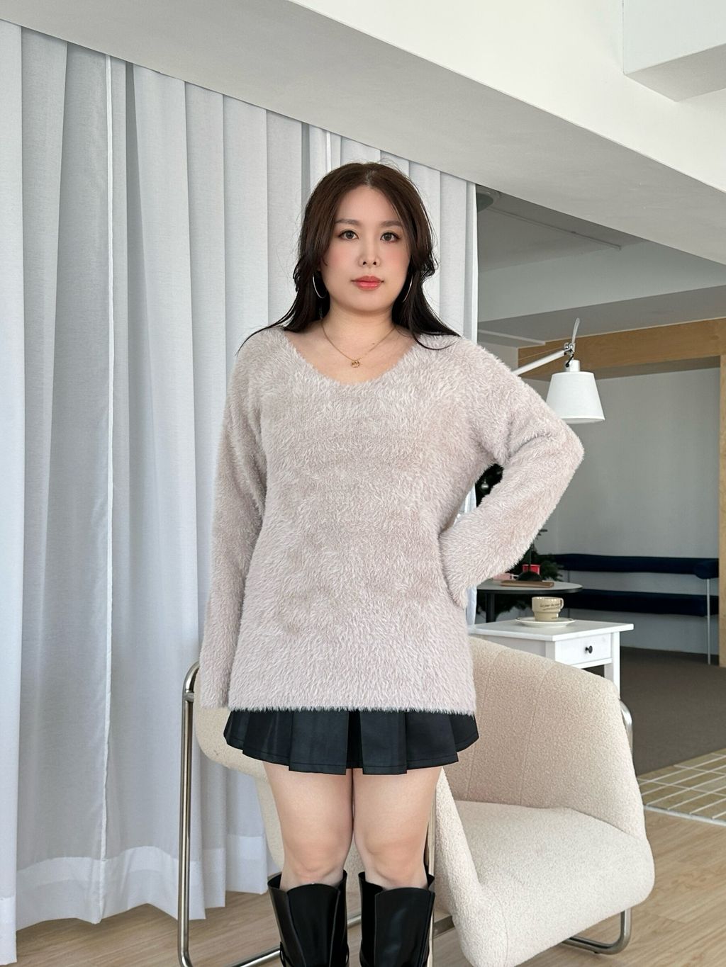 仿貂毛V領毛衣 (8)