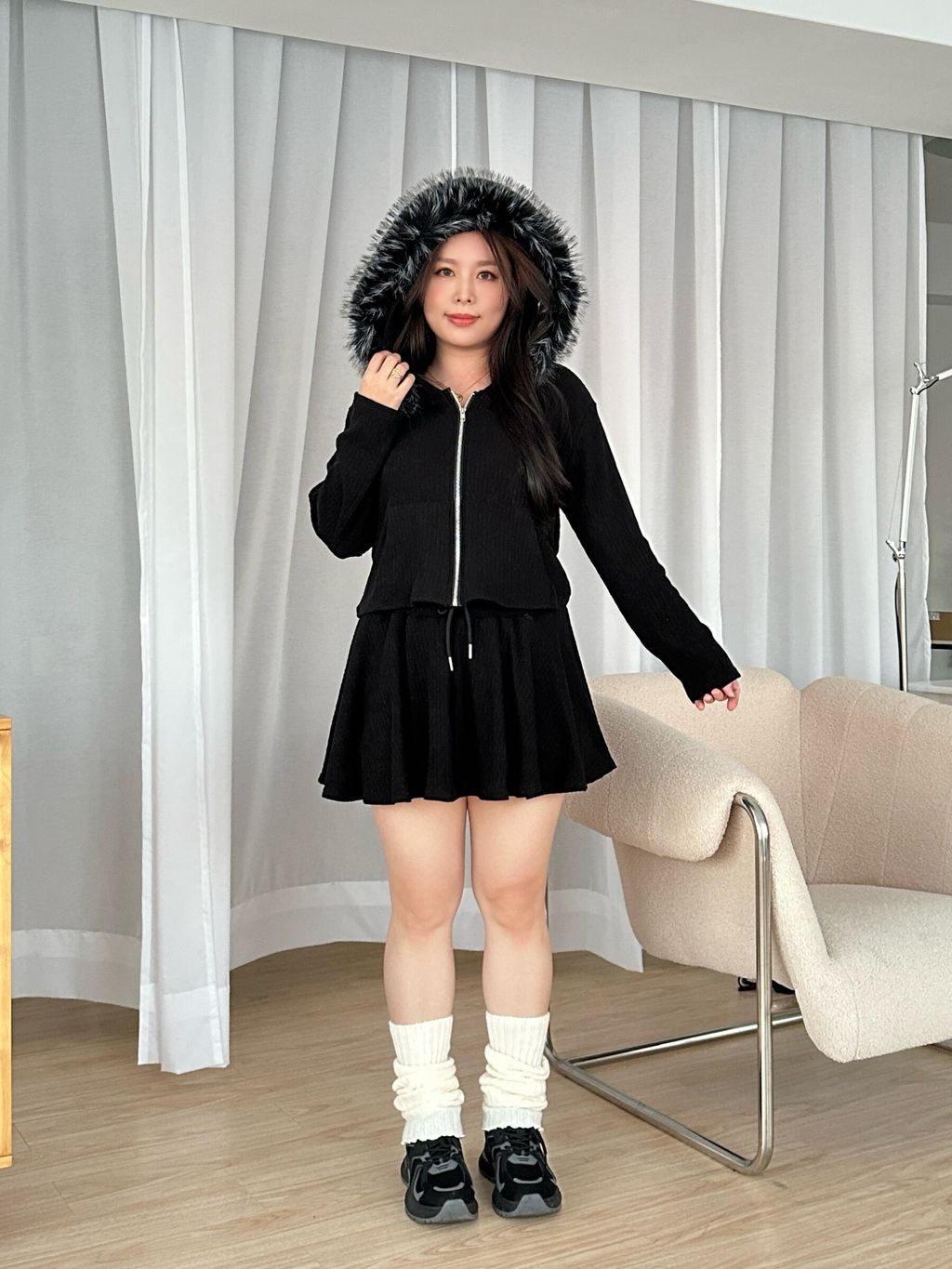 毛絨連帽抽繩短裙套裝 (11)