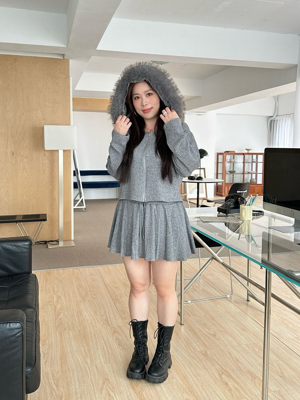 毛絨連帽抽繩短裙套裝 (16)