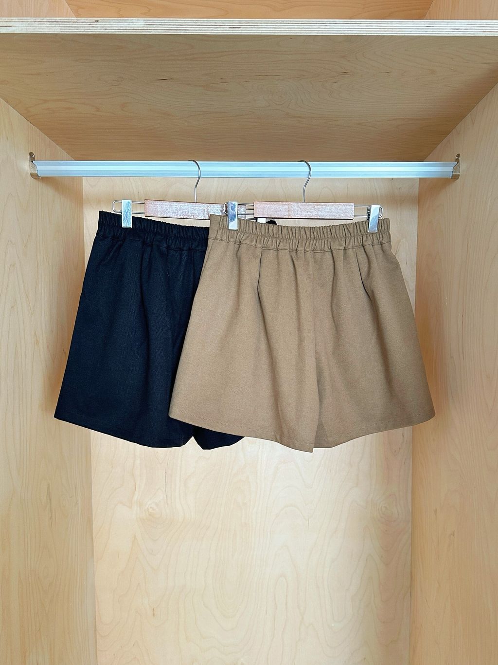 單釦毛呢A字短褲 (10)