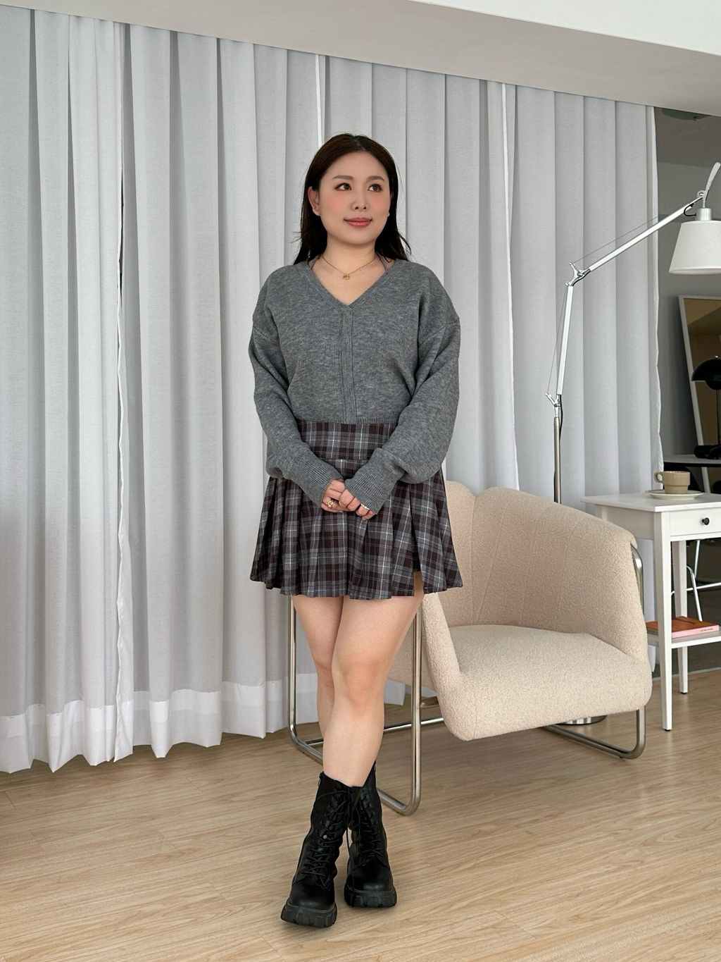 掛脖V領針織上衣 (15)