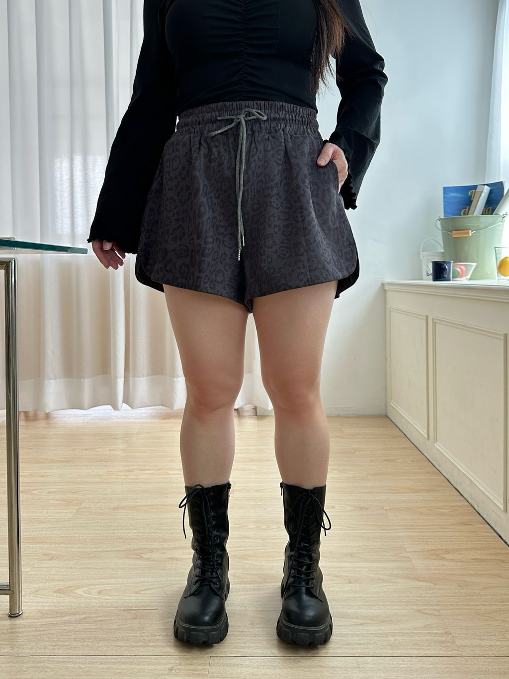 豹紋麂皮短褲 (9)