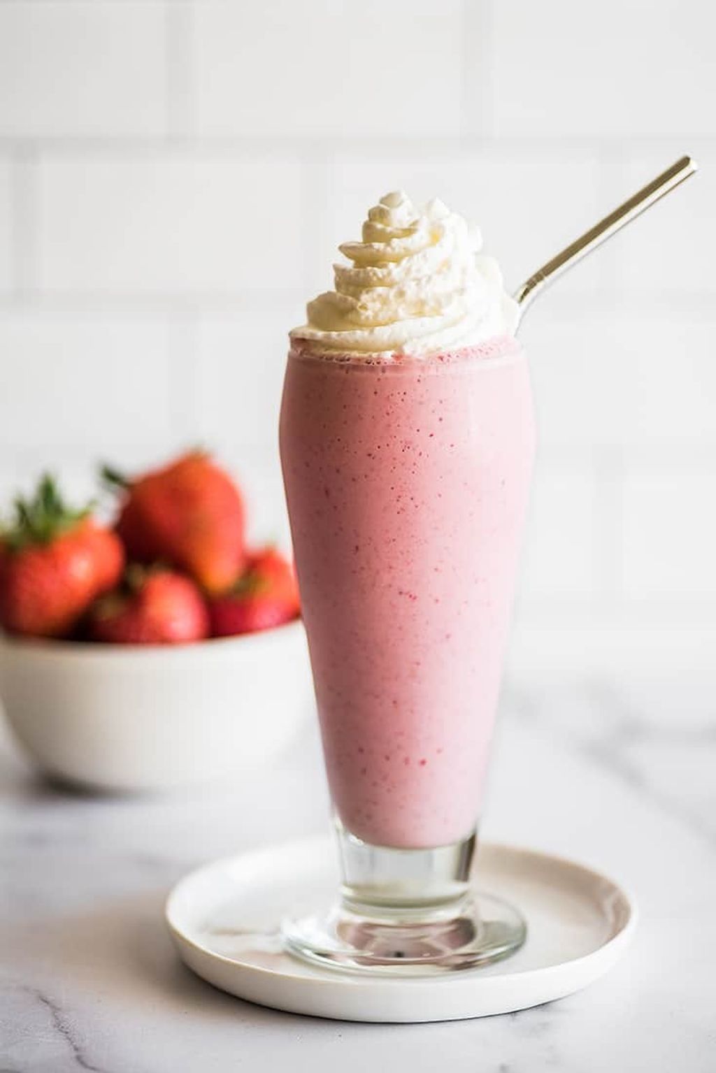 strawberry-milkshake-photo.jpg