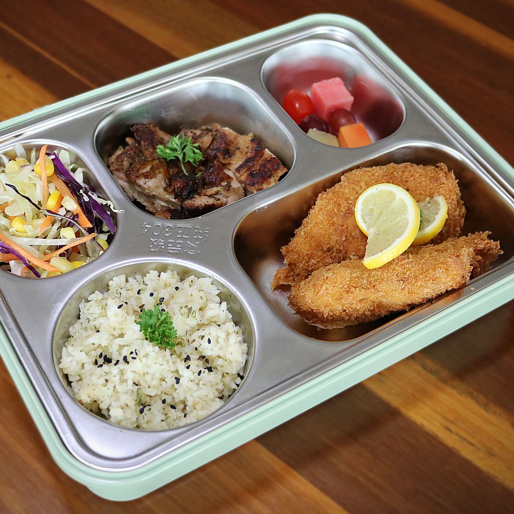 bento box2a.jpg