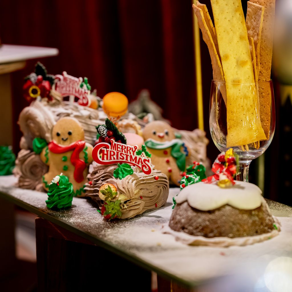 Christmas Buffet Thumbnail-05