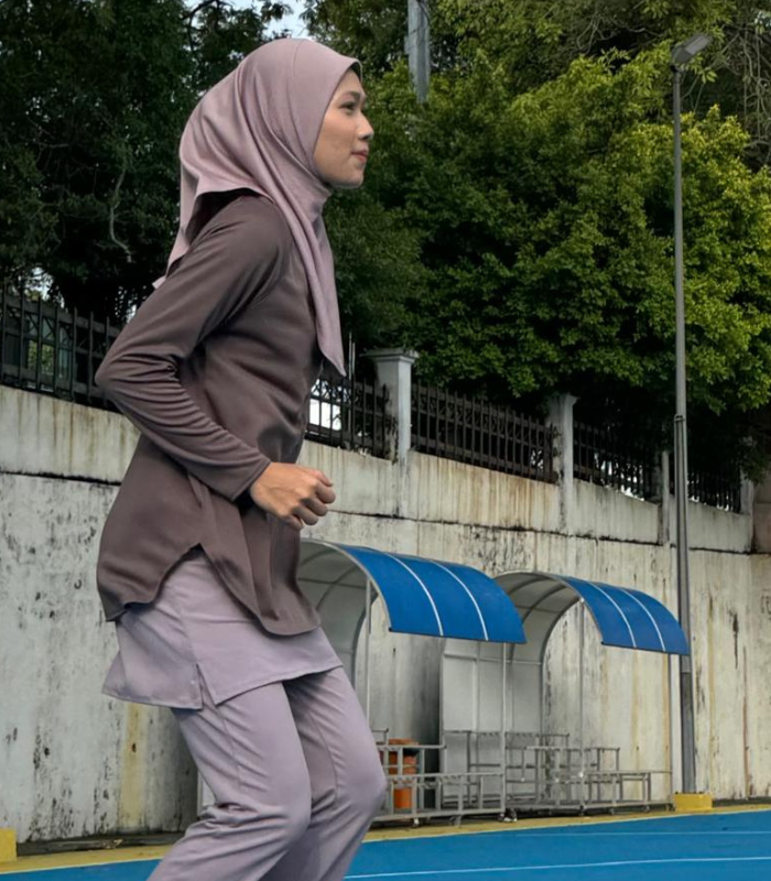  | numa | modest active wear