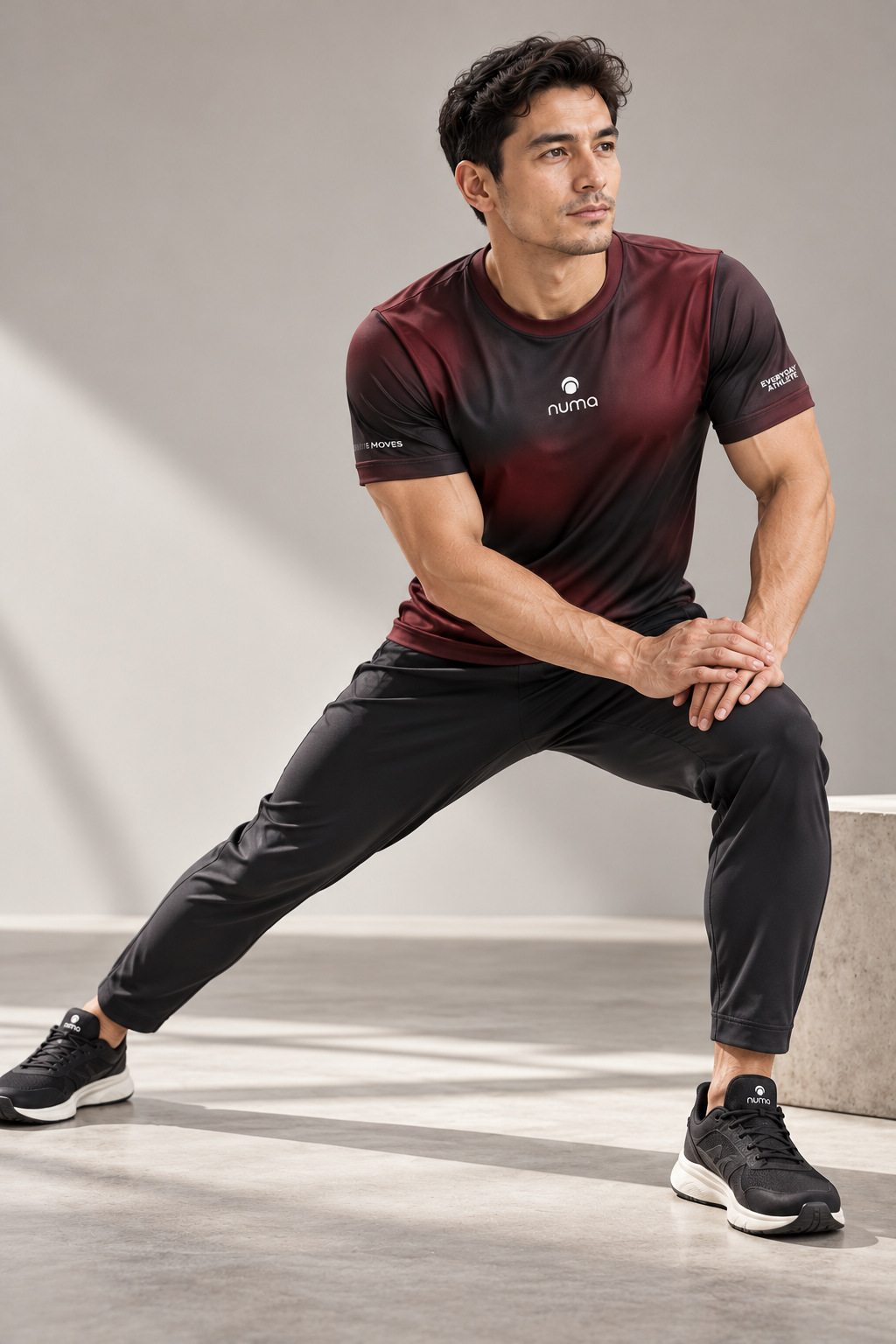 Dynamic Numa Athletic Stretch in Studio