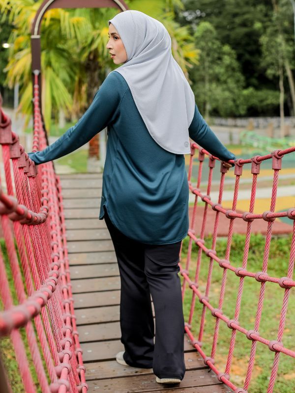 numa modest top teal green