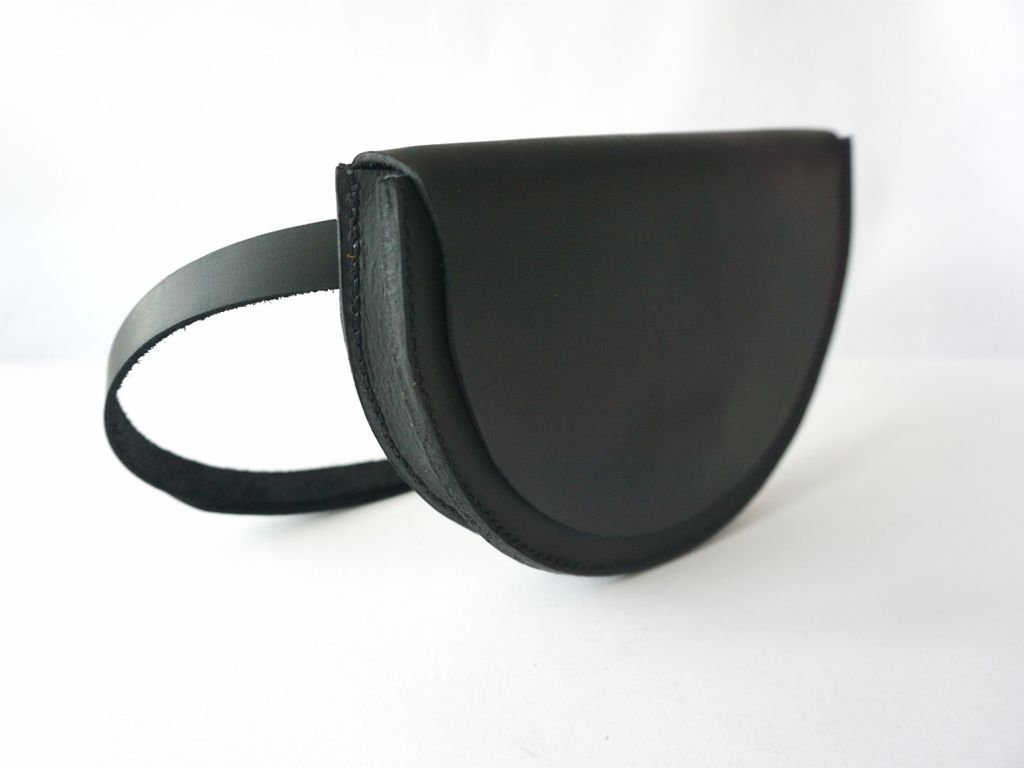 Piper Belt Bag - Black (1280x960) (5).jpg