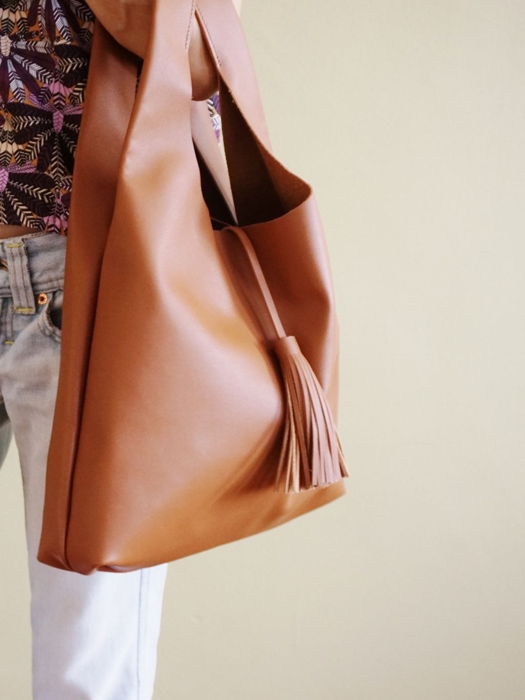 Leather Hobo Bag Light Brown (1).jpg