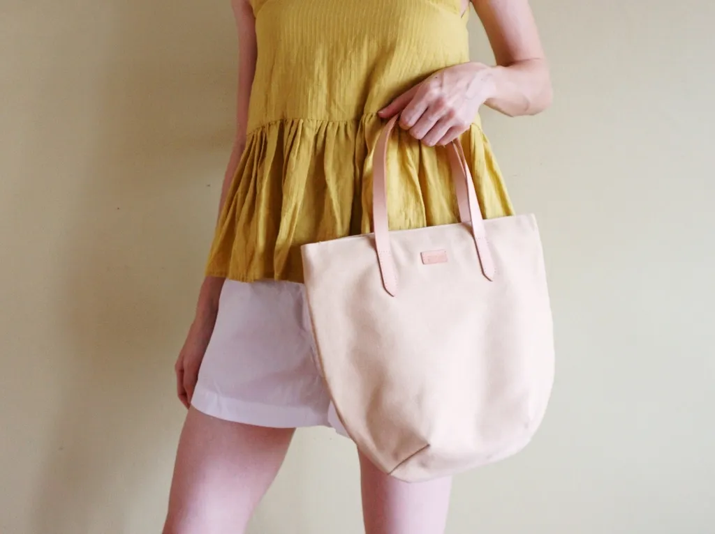 Studio tote mini - Khaki (1).jpg