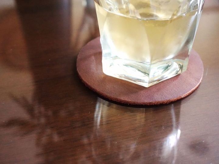 Leather wine glass coaster (5).jpg
