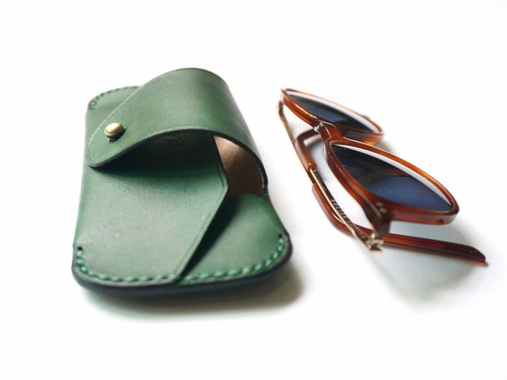 Sunglasses case - Forest green (6).jpg