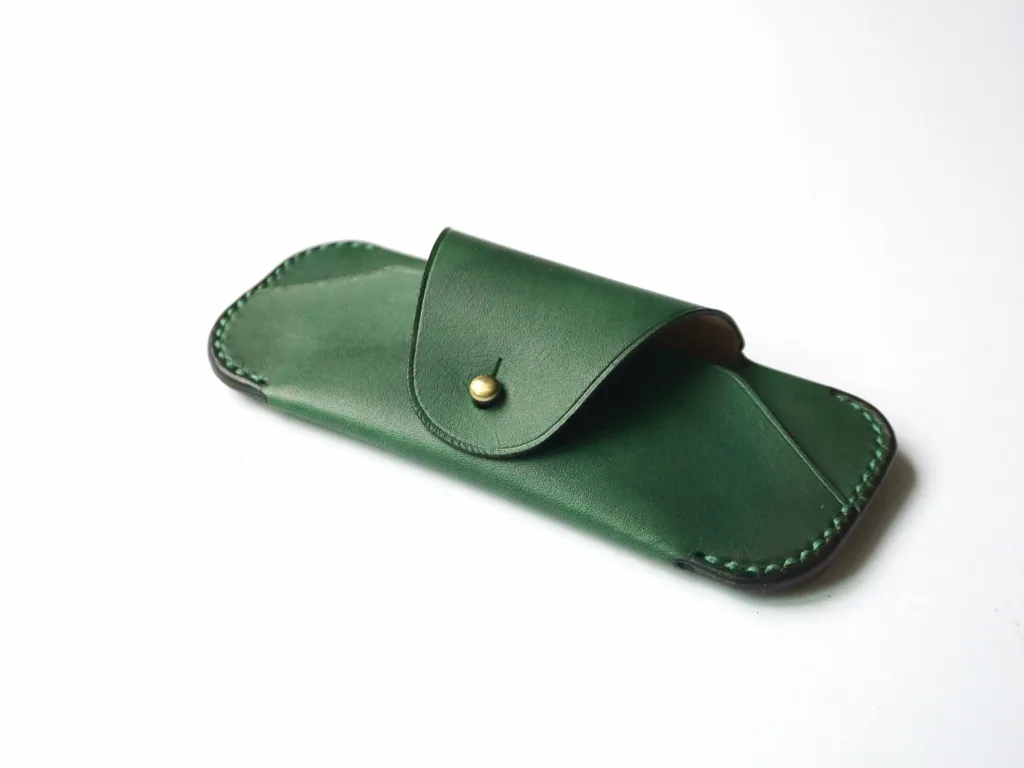 Sunglasses case - Forest green (8).jpg