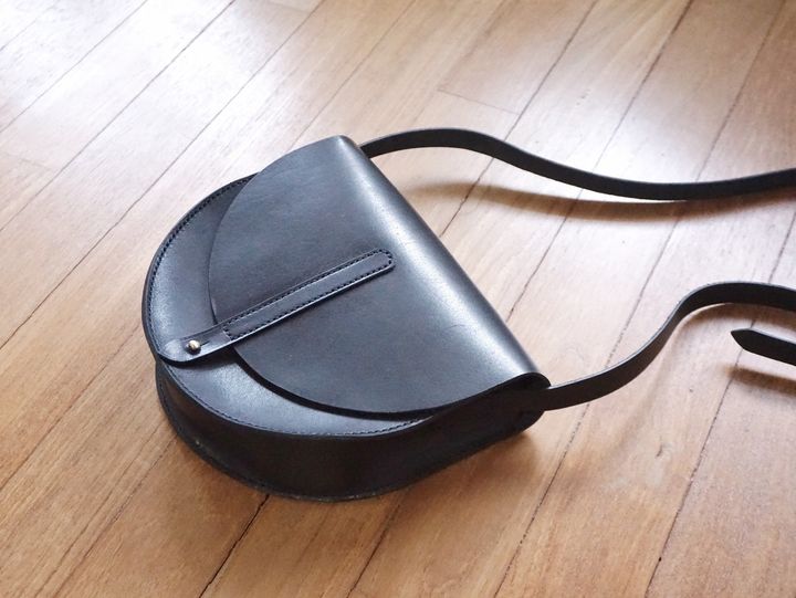 Anne Half Moon Bag (8).jpg