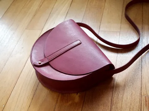 Anne Half Moon Bag (5).jpg
