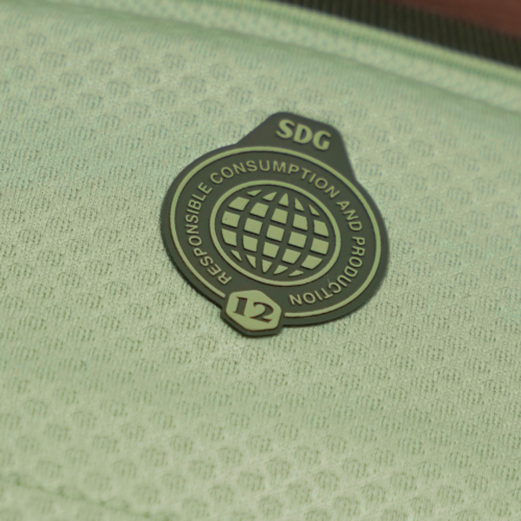 459575553822106AWAY WEBSITE 3