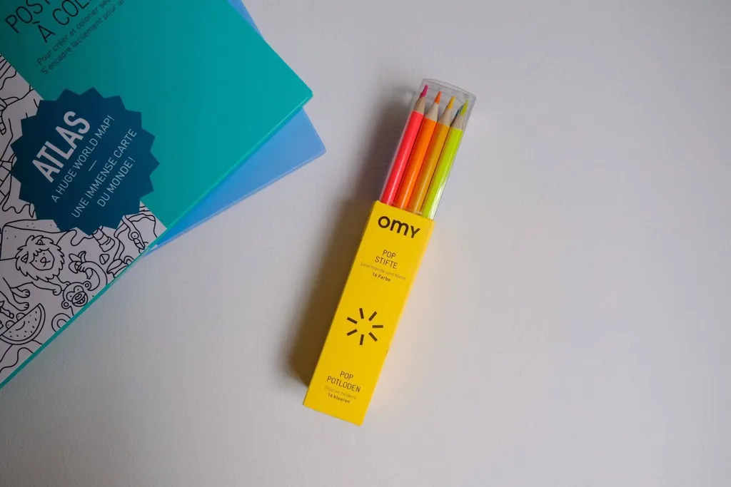 法國omy色鉛筆 双森子