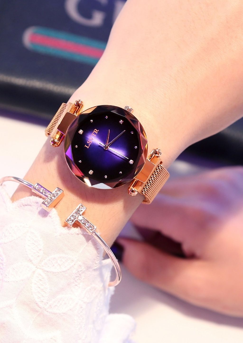 Luxury Magnetic Starry Watch4.jpg