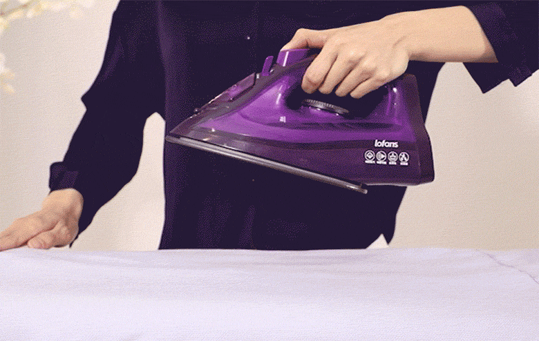 Wireless Steam Iron.gif