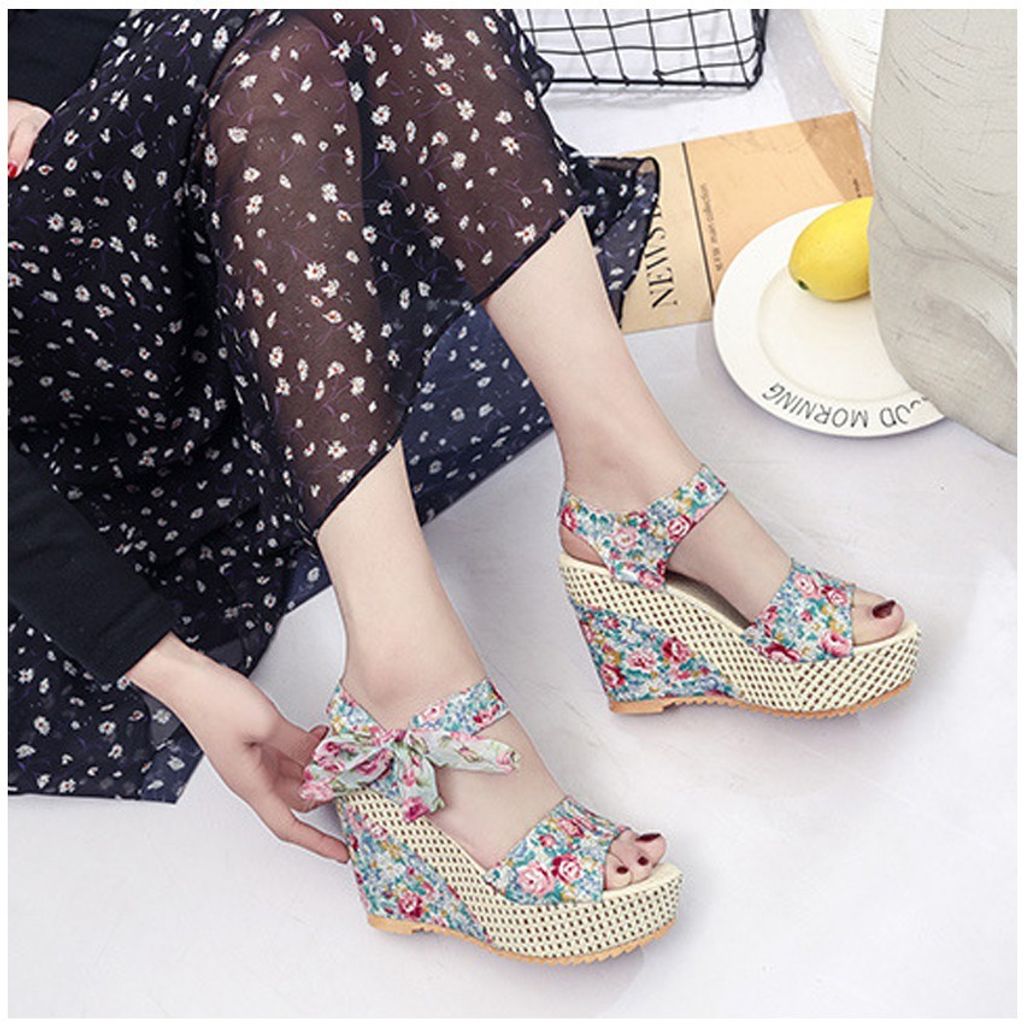 Flowerpiece Tie Highheel Women Sandal3.jfif