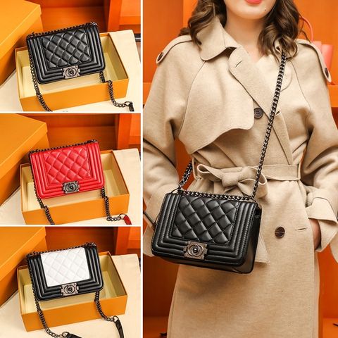 Embroidered Rhombus Handbag8.jpg