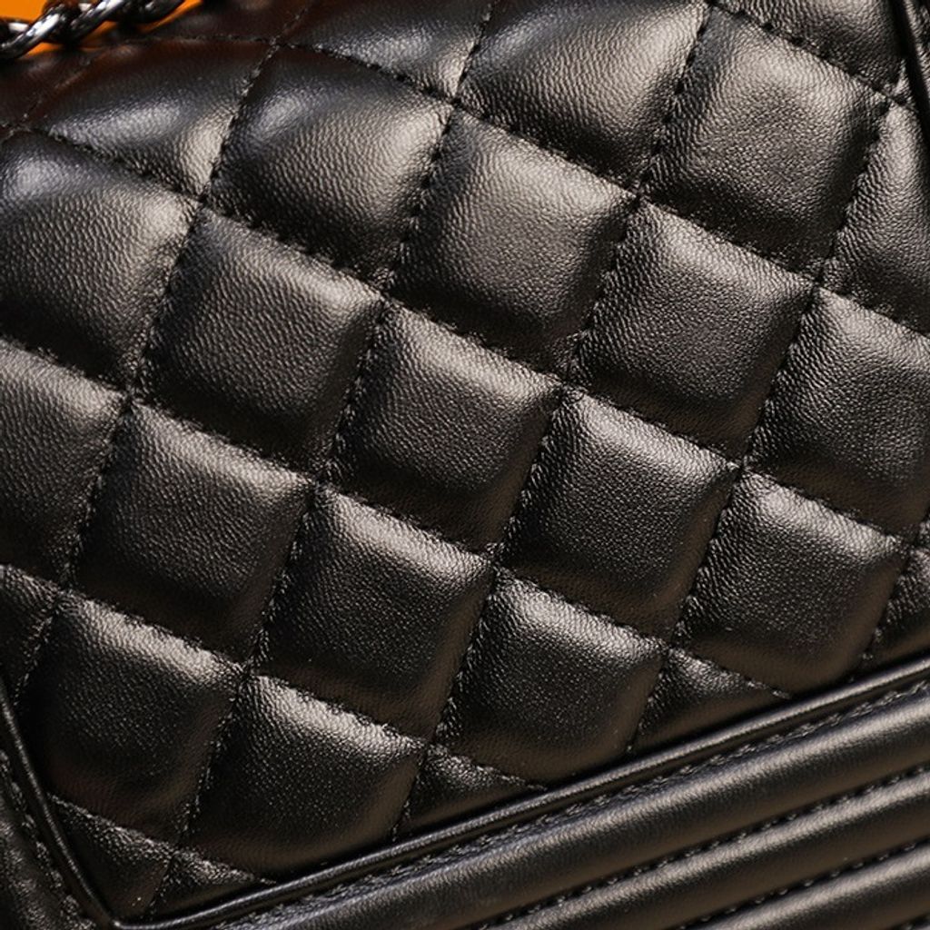 Embroidered Rhombus Handbag16.jpg