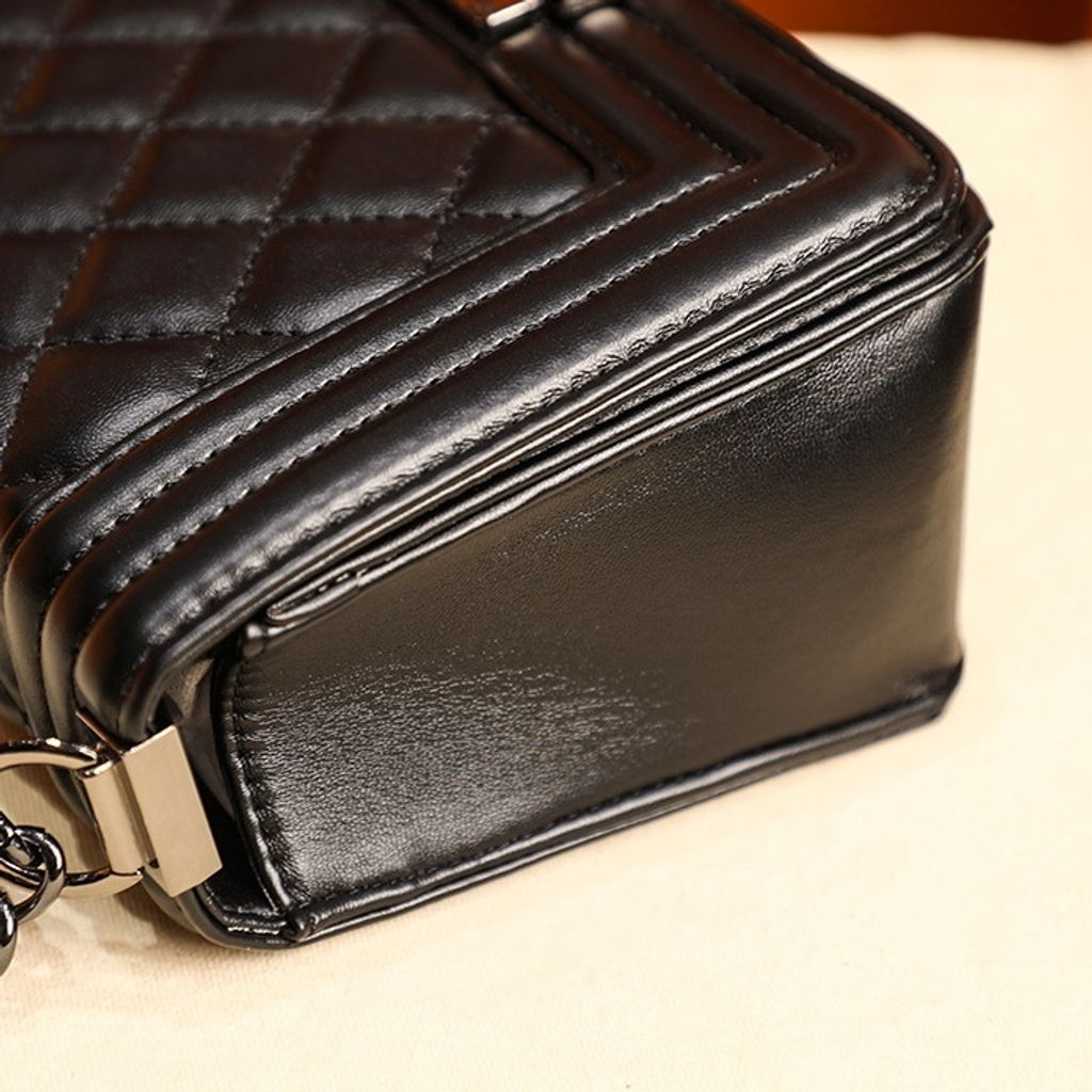 Embroidered Rhombus Handbag19.jpg