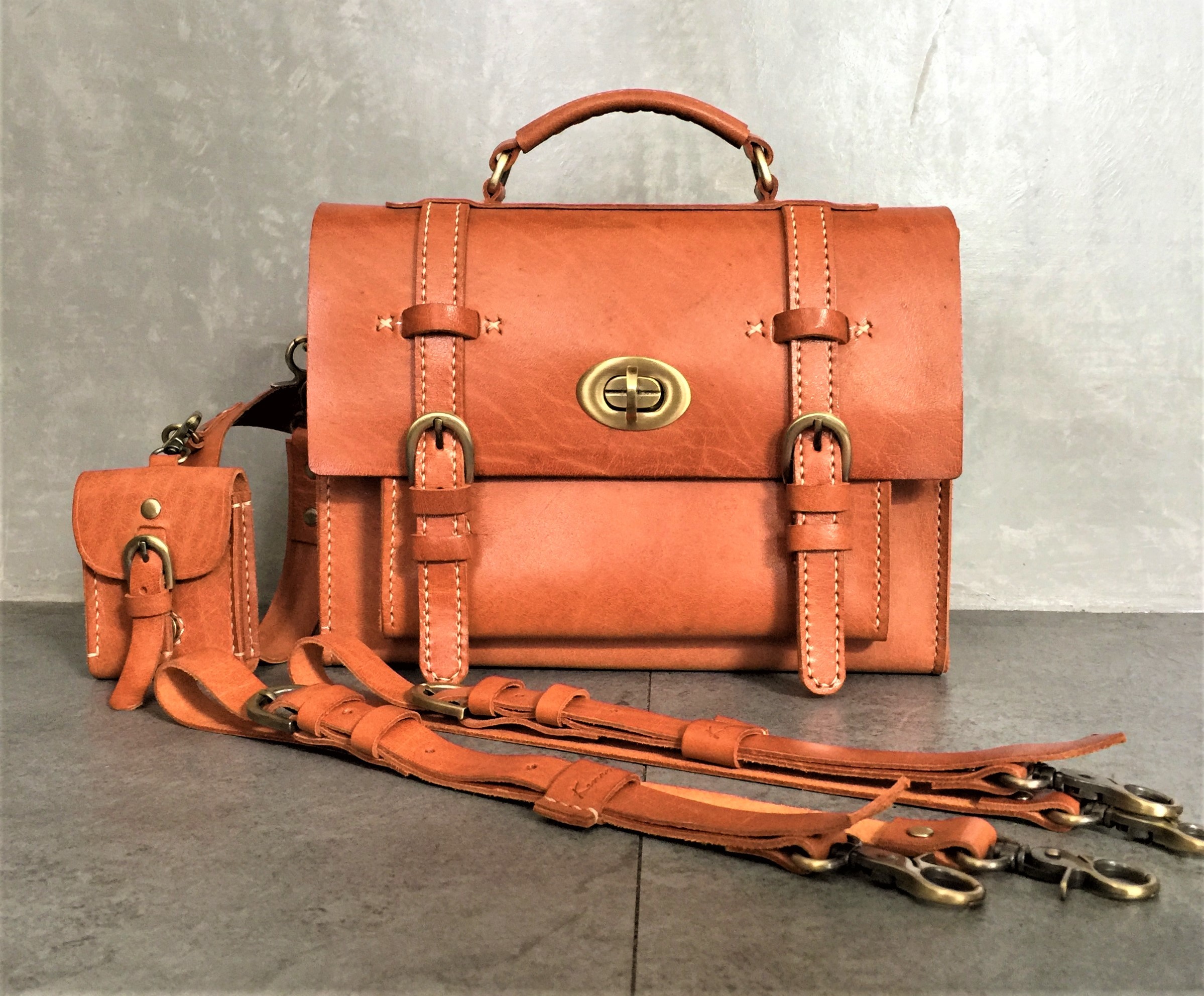 leather saddle bag backpack