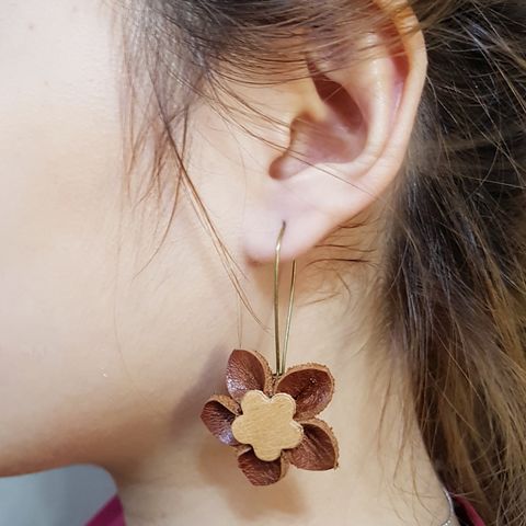 KE23 Flower Hook Earrings 14.jpg