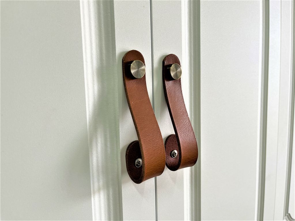 Leather Dresser Pull // Leather Door Handle // Drawer Pulls // Cabinet Pulls  2 – Kinies