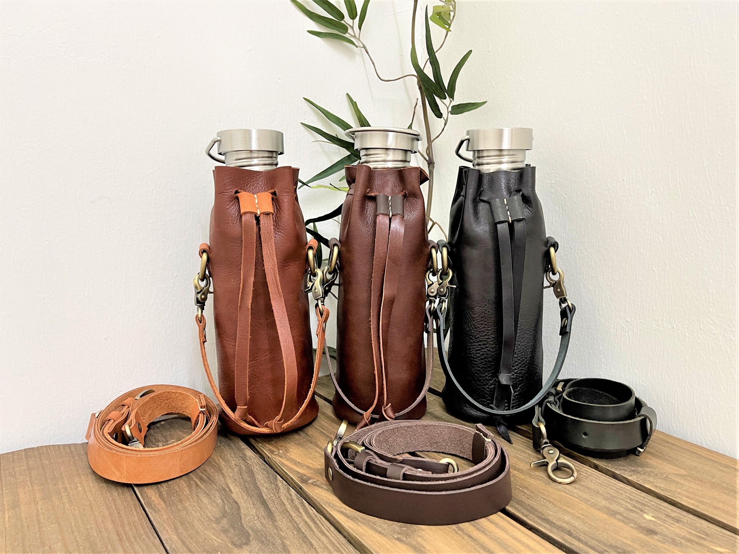 Leather Water Bottle Holder with Detachable Crossbody Strap