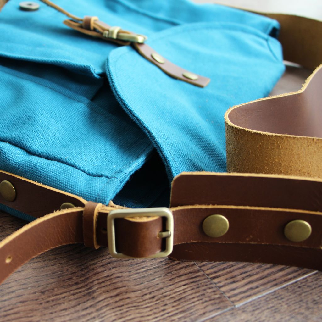 LEATHER STRAP CANVAS SLING BAG / SINGLE STRAP SHOULDER BAG Kinies