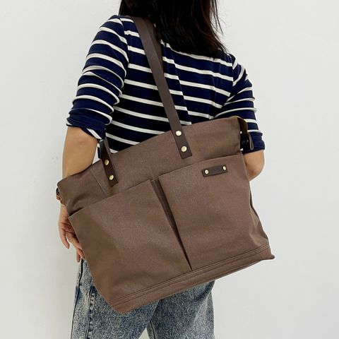 LS22 - L FRONT POCKET BAG 3